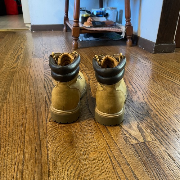 work boots - Picture 3 of 4